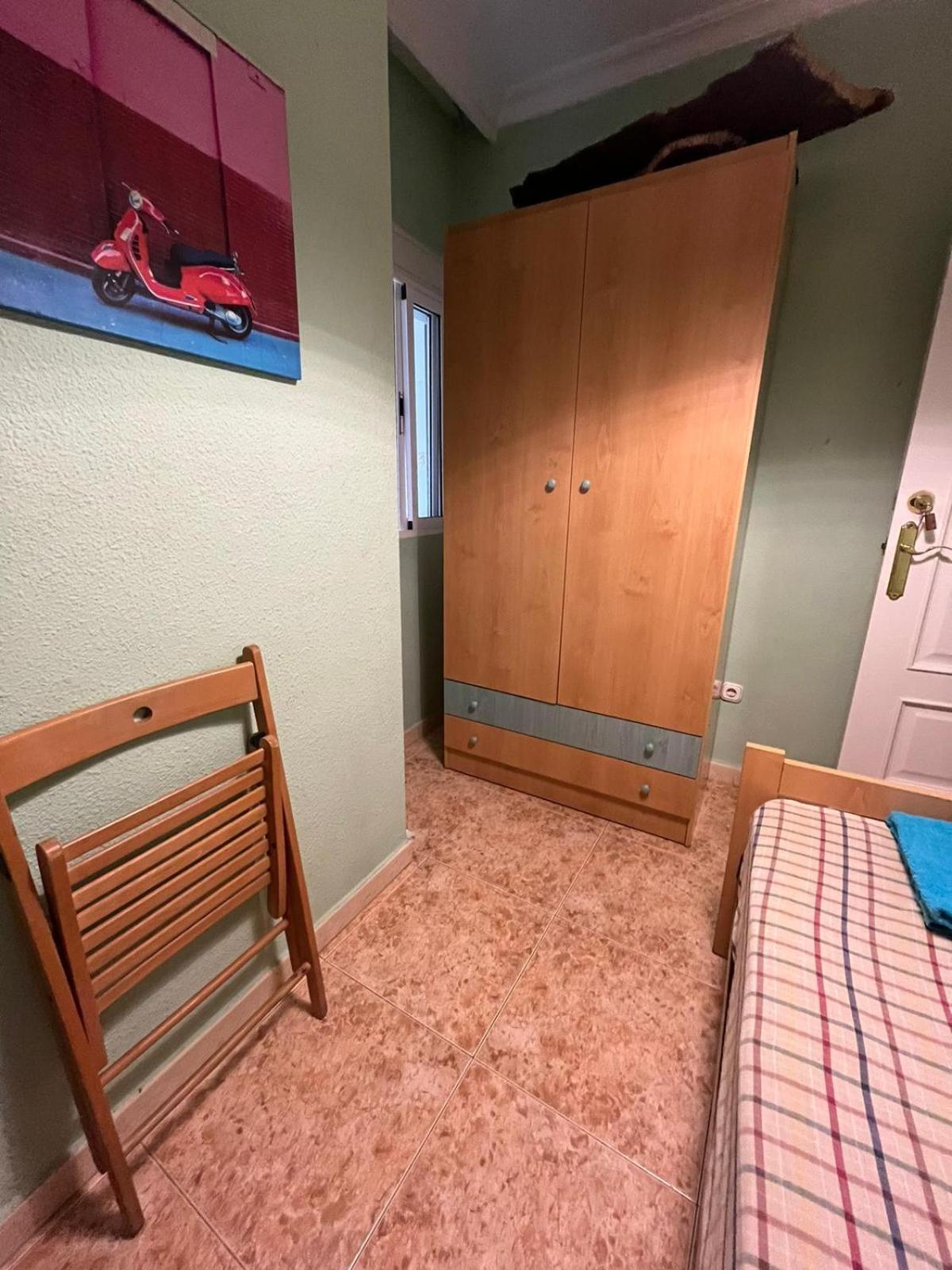Rooms Tourist Apartment Huelva Bagian luar foto