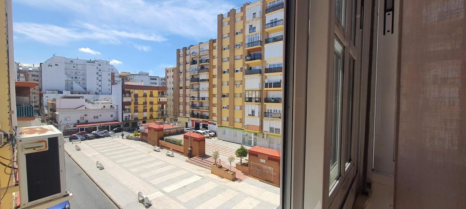 Rooms Tourist Apartment Huelva Bagian luar foto