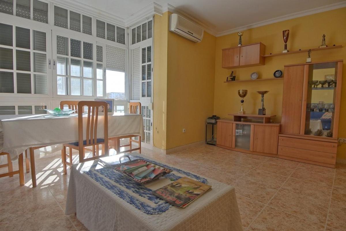 Rooms Tourist Apartment Huelva Bagian luar foto